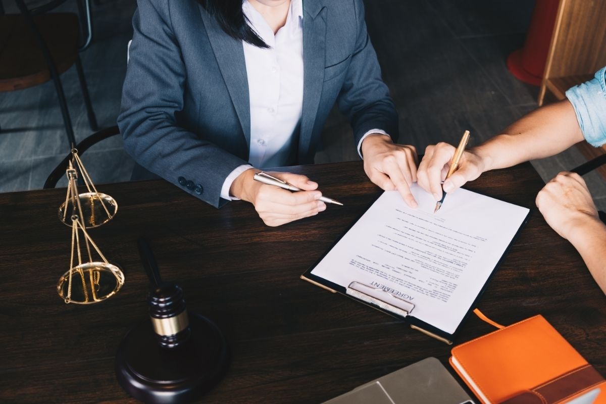 Prepare Durable Power of Attorney Forms Through Mobile Notary Assistance for Families
